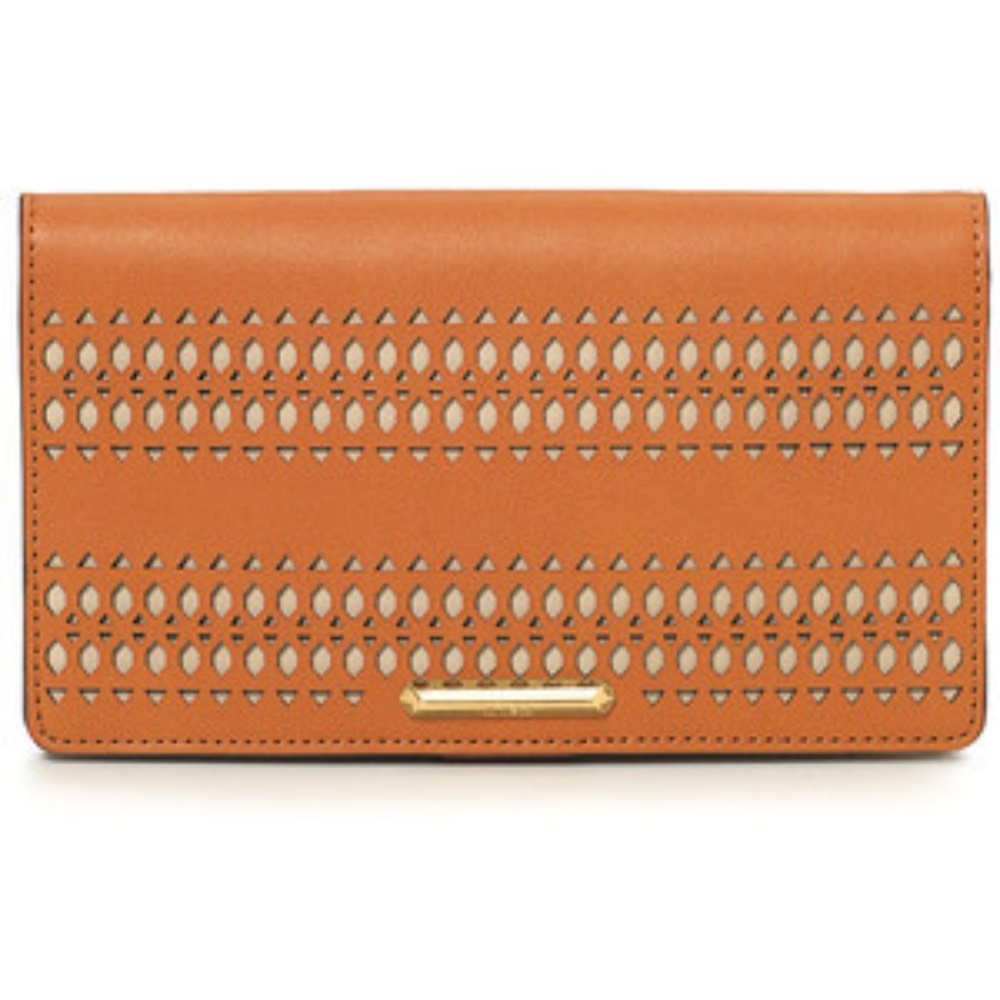 Stella & Dot Soho Flap Wallet